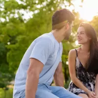 女人偷情，会只固定和一个情人发生关系吗？