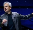 黄仁勋回应Anthropic与美军方争执：科技领袖不要制造AI恐慌